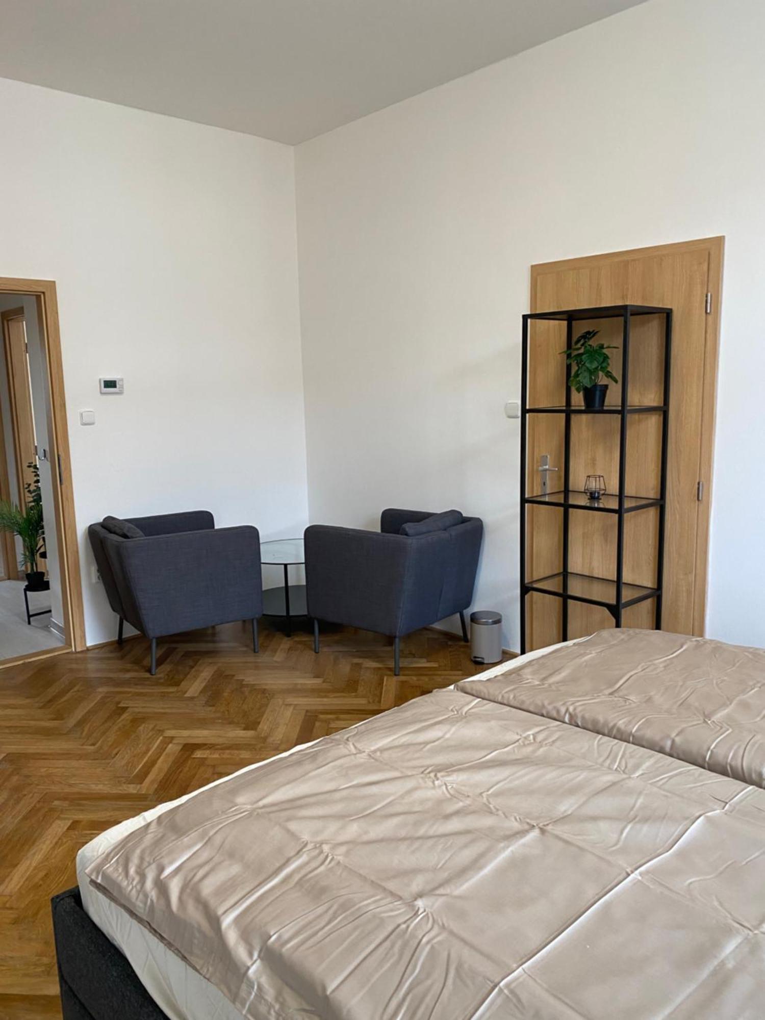 Апартаменты Apartman Namesti Frantiska Krizika Табор Экстерьер фото